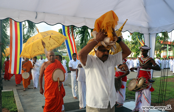 ශ්‍රී ලංකා යුද්ධ හමුදා පොදු සේවා බලකායේ වාර්ෂික පිරිත් සජ්ඣායනය රෙජිමේන්තු මුලස්ථාන පරිශ්‍රයේදී