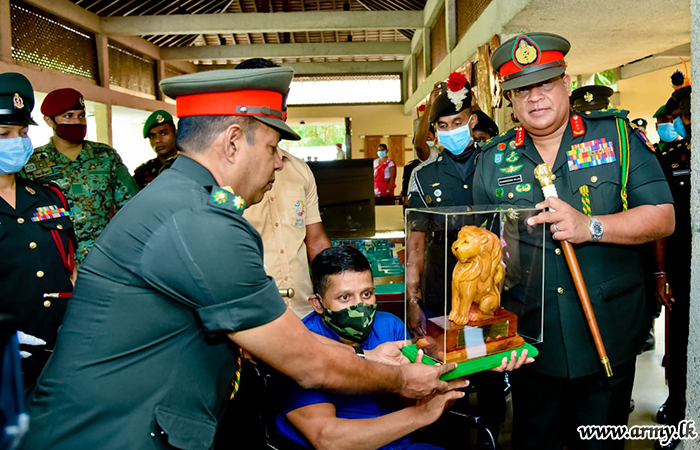 Commander Interacts with ‘Abhimansala - 1’ War Heroes during Anniversary Visit