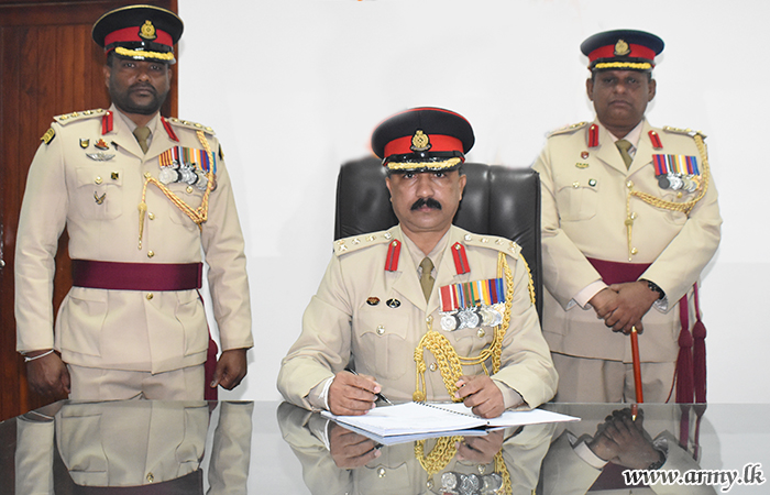 51 Division New GOC in Jaffna Assumes Office