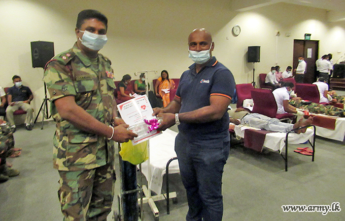 12 Division Troops Extend Support to Hambantota Blood Donation Campaign