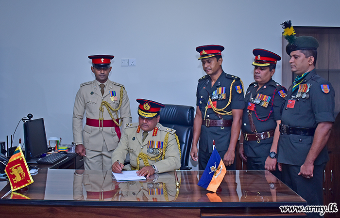 Major General Duminda Sirinaga, New DCOS Assumes Office