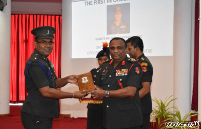 சமிஞ்சை படையின்  மூவர் அதிகாரி தொழில் வாண்மை மேம்பாட்டு நிலையத்தின்  முதல் இடங்களைப் பெற்று வரலாற்று சாதனை 