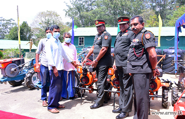 ‘Thuru Mithuru Nawa Ratak’ of SFHQ-Central Distributes Mini Tractors & Incentives among Farming Communities