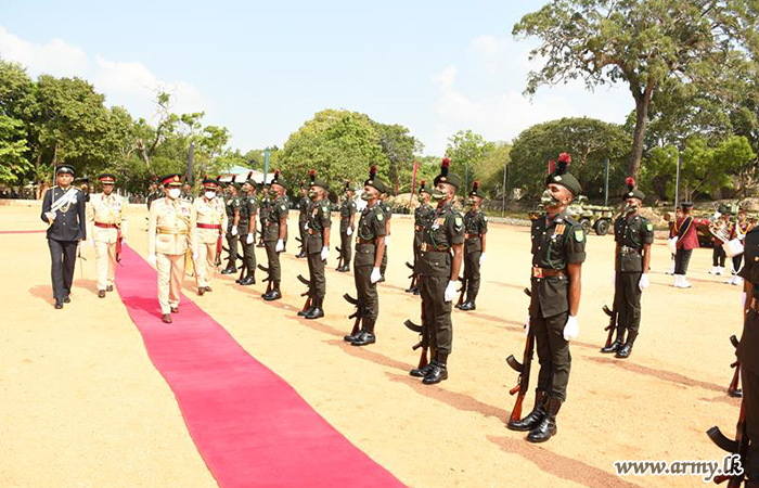 Mechanized Infantry Regiment Extends Best Wishes to Retiring Major General Dammika Jayasundera