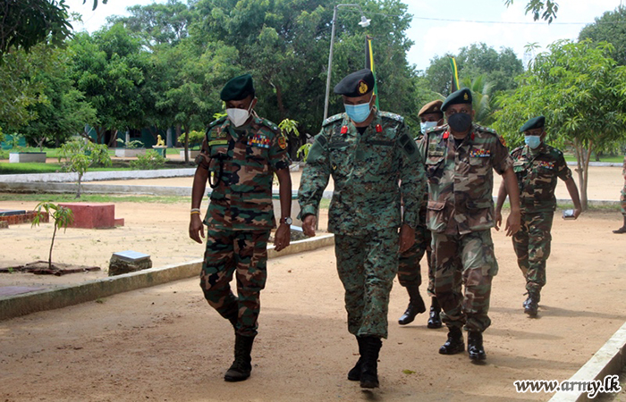 57 Division’s GOC Makes Familiarization Visits