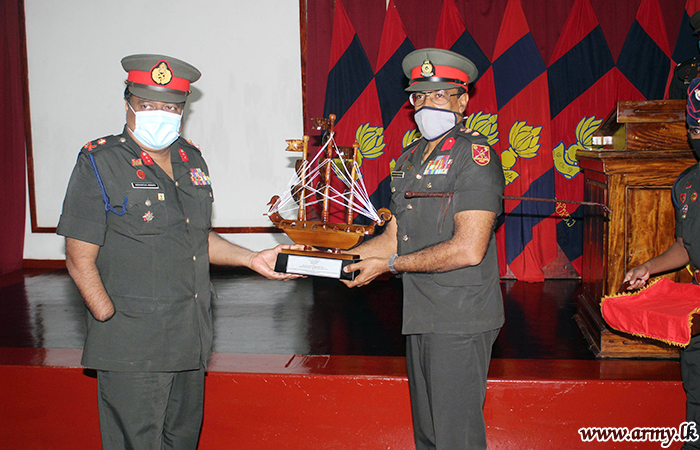 பயிற்சி பணிப்பாளர் நாயகம் இராணுவ பொறியியலாளர் பயிற்சி பாடசாலைக்கு விஜயம்  