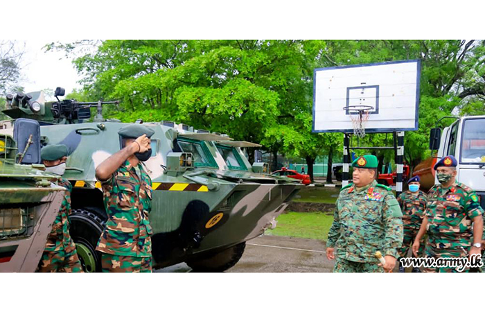 Commander Inspects Readiness of Emergency Fleet & Troops against Cyclonic Impact 