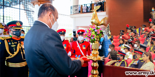 DSCSC Awards Psc Degree in Glittering Graduation Ceremony at Nelum Pokuna