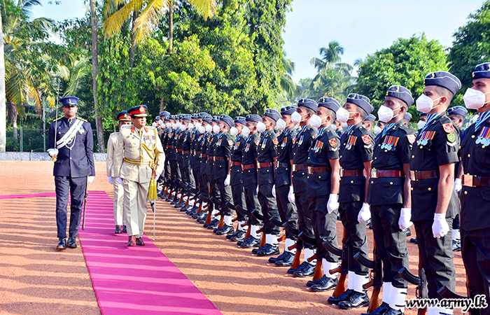 புதிய இராணுவ  பதவி  நிலை பிரதானிக்கு இலங்கை  சமிக்ஞை  படையணி  தலைமையகத்தில் கௌரவிப்பு  நிகழ்வு