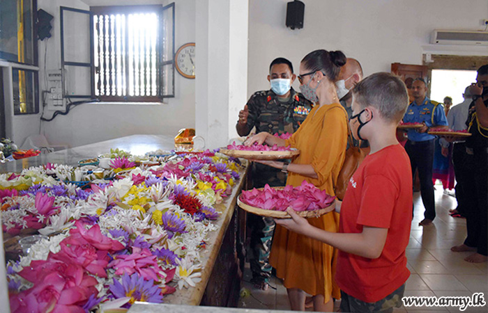 Defence Attaches/Advisers Pay Respect to Sacred Places at Anuradhapura 