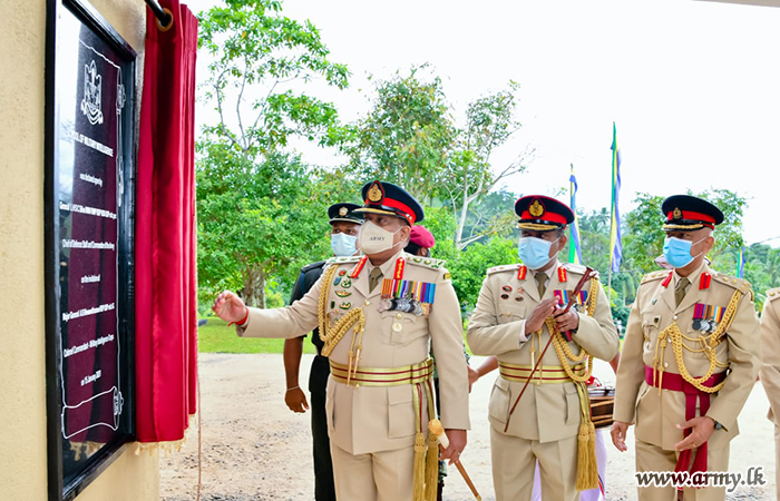 සන්නද්ධ බුද්ධි බලකා පුහුණු පාසල් පරිශ්‍රයේ ඉදිකල නව ගොඩනැගිලි සංකීර්ණය යුද්ධ හමුදාධිපතිතුමන්ගේ සුරතින් විවෘත කෙරේ