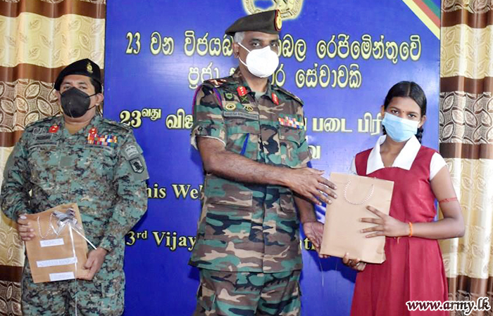 இராணுவத்தின் ஊடாக முல்லைத்தீவின் 350 மாணவர்களுக்கு கற்றல் உபகரணங்கள் நன்கொடை