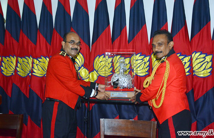 ஓய்வுபெறும் பொறியியல்  படையணியின் சிரேஷ்ட அதிகாரிக்கு கௌரவிப்பு