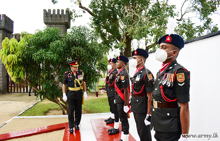 New 66 Division GOC Makes Formal Visits