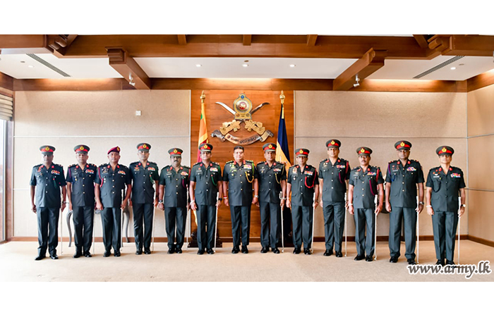 Promoted Major Generals Privileged to Receive New Rank Insignia from Their Chief  