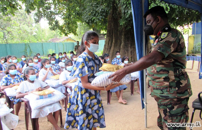 சிறுவர் மேம்பாட்டு மையத்திற்கு  நிவாரண பொருட்கள் வழங்கிவைப்பு 