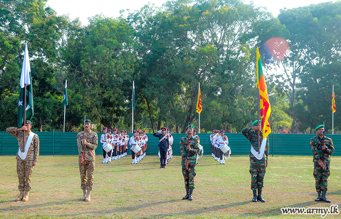 Newest & Inducting FTX ‘Shake Hands’ with Pakistan Army Begins at Saliyapura