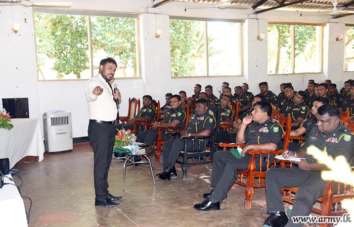 අන්තරාදායක ඖෂධ පිළිබද දැනුවත් කිරීමේ වැඩමුළුවක්