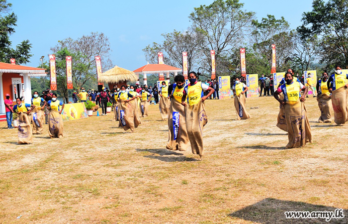 East Troops Join New Year Festival at ITC