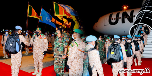 Newest Mali Bound Army Contingent Leaves Amid Greetings