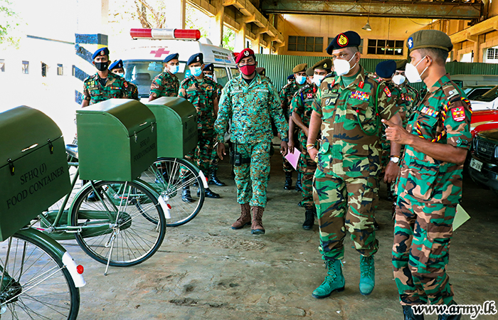 යාපනය ආරක්‍ෂක සේනා ආඥාපති ඉදිරි නඩත්තු පෙදෙස මූලස්ථානයේ සංචාරයක