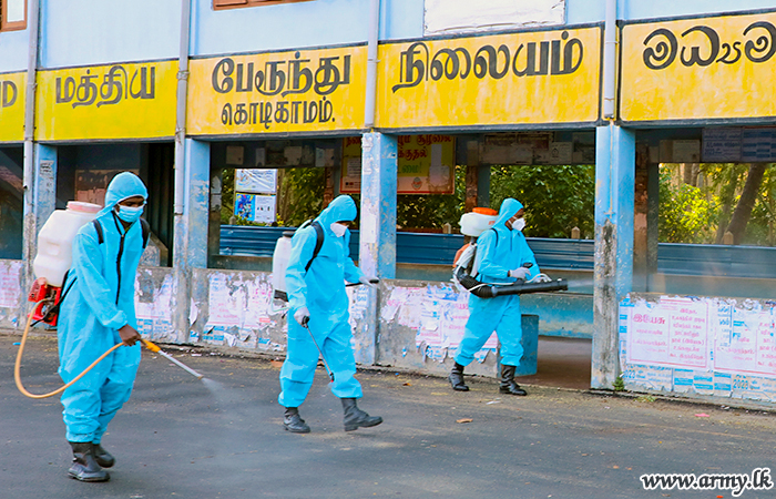 படையினரால் கொடிக்காமம் நகரம் மற்றும் பொது இடங்களை தொற்று நீக்கம் 