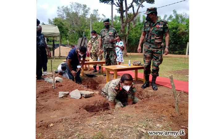 Security Forces Wanni Continue with House Construction for Civilians 