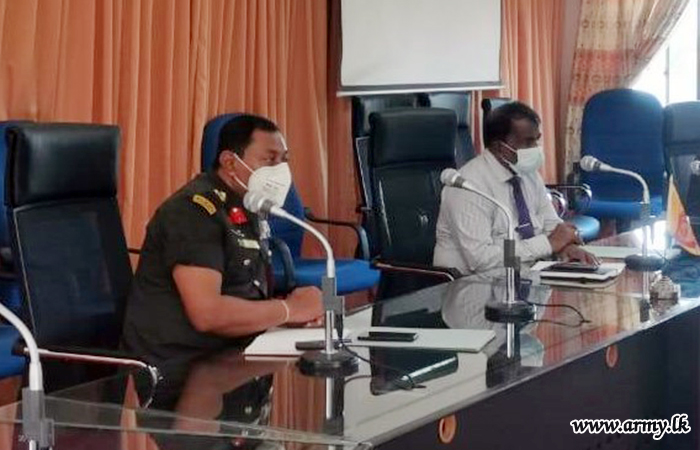 கொவிட் -19  தொடர்பான மட்டக்களப்பு மாவட்ட ஒருங்கிணைப்புக் குழு மேம்பாடுகள் குறித்து ஆய்வு