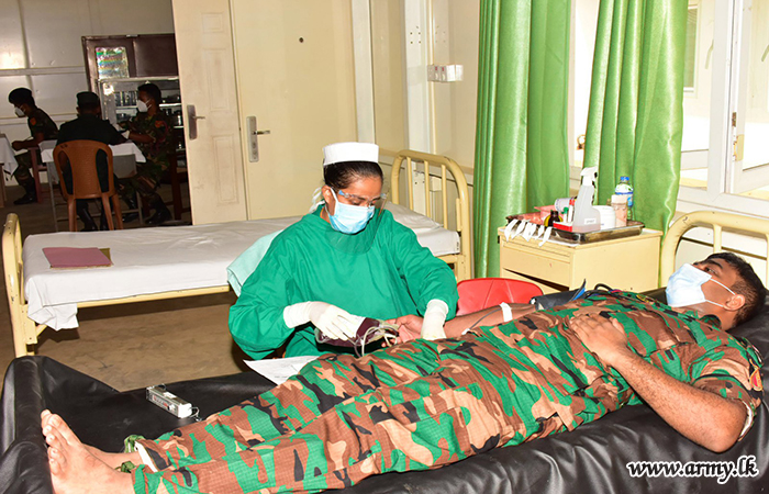 Army Troops Donate Blood for Kilinochchi Hospital Patients