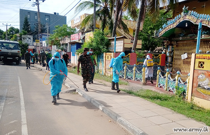 562 Brigade Troops Disinfect Vavuniya Town Areas 
