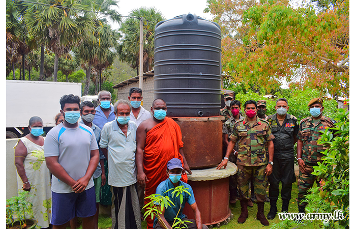 231 Brigade Gets 1000 Litre Drinking Water Tank Installed for Fishing Community