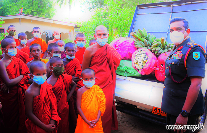 දිඹුලාගල ආරණ්‍ය සේනාසනය එළවලු තොගයක් පරිත්‍යාග කරයි