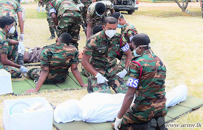 பாதுகாப்பு சேவைக் கட்டளை மற்றும் பதவி நிலை  கல்லூரி மாணவ அதிகாரிகளுக்கு நிர்வாக செயற்பாடுகள் தொடர்பில் பயிற்சி 