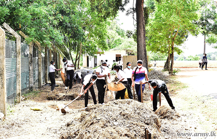 5 வது இலங்கை மகளிர் படையணியினரால் கரிம உர தயாரிப்பு பணிகள் முன்னெடுப்பு  