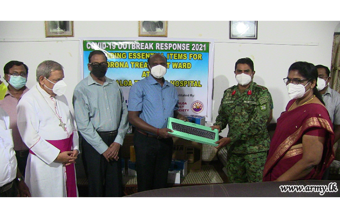 Batticaloa Troops Coordinate Free Supply of Technical Accessories to Hospital