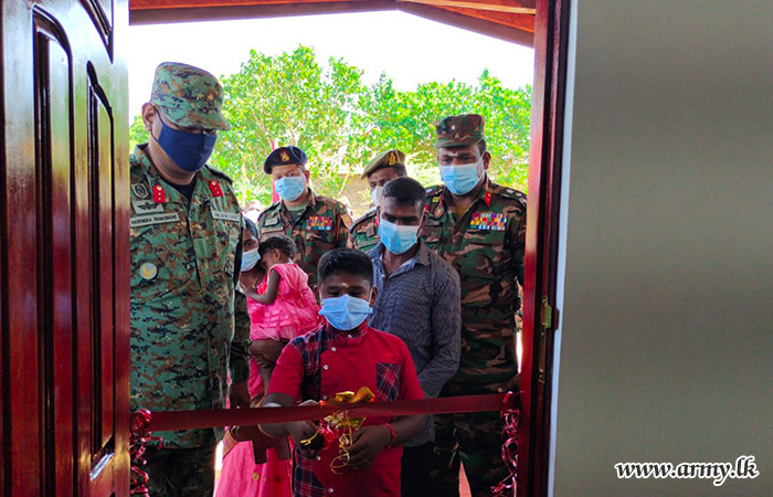 Kilinochchi Troops Build One More New House for a Needy Family in Krishnapuram