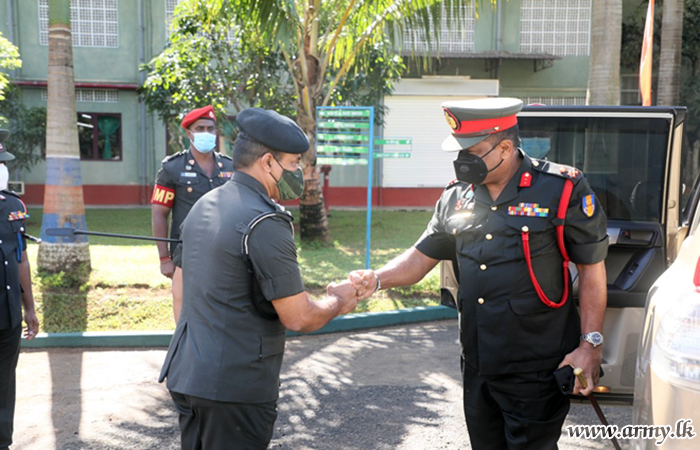 නියෝජ්‍ය මාණ්ඩලික ප්‍රධානි රණවිරු ඇපරල් කර්මාන්තශාලාවේ කාර්යමණ්ඩලයේ කැපවීම අගය කරයි