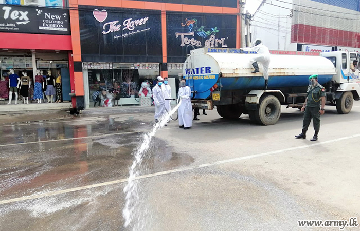 512 Brigade Troops Clean & Sterilize Jaffna City against Spread of COVID-19