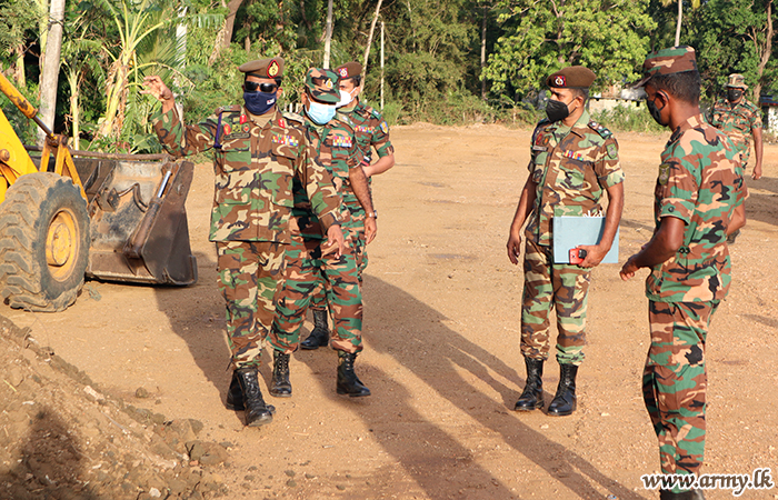 ප්‍රධාන ක්ෂේත්‍ර ඉංජිනේරු ක්ෂේත්‍ර සංචාරයක නිරතවෙයි