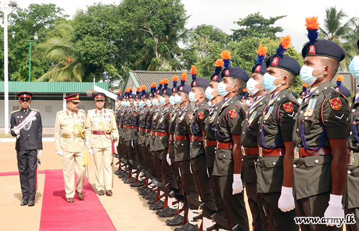Major General Chandana Kumara Handunmulla Honoured in Farewell Salute 