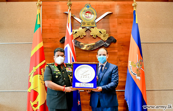 New Zealand’s First Resident High Commissioner Pays Courtesy Call on Army Commander