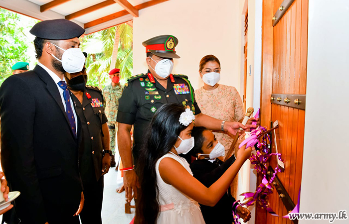 Two More New Houses for Retired War Heroes Warmed at Sippukulam & Medirigiriya