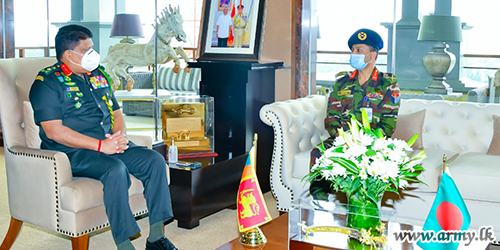 Bangladesh's DSCSC Commandant Holds Cordial Discussions with the Army Chief