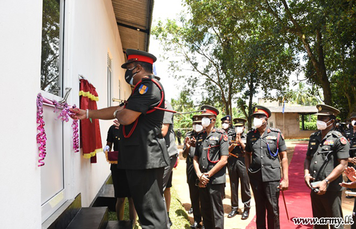 යක්කල රණවිරු ඇපරල් කර්මාන්ත ශාලා පරිශ්‍රයේ අභිනවයෙන් ඉදිකල නව භඨනිවාස සංකීර්ණය විවෘත කෙරේ