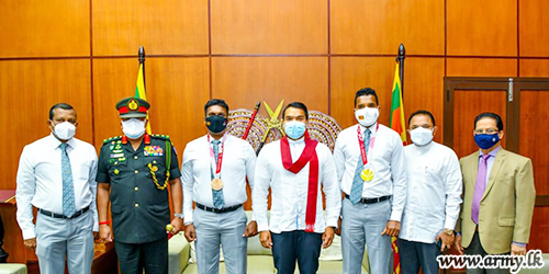 World-Class Gold & Bronze Medalists in Paralympics - 2020 Welcomed at Ministry of Sports  