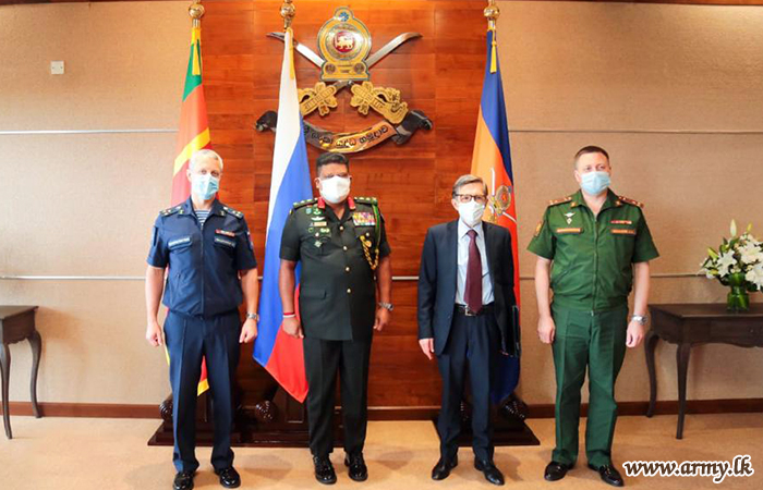 Russian Ambassador Formally Introduces His New Defence Attache to General Shavendra Silva
