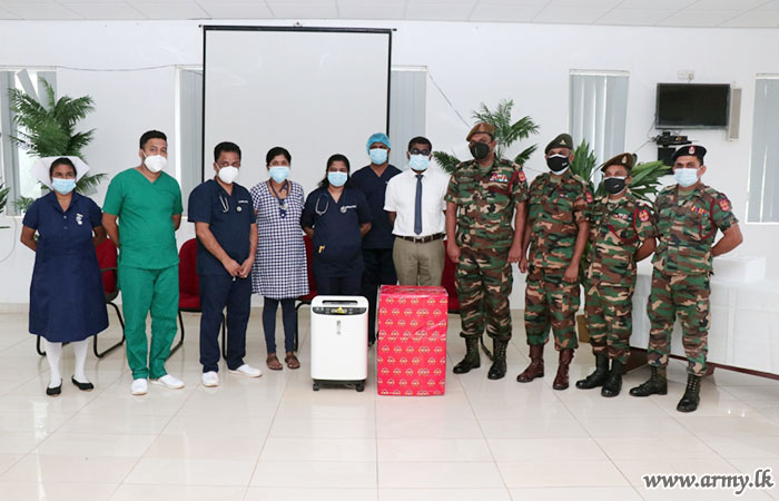 Oxygen Concentrators Given to Thelippalai Hospital 