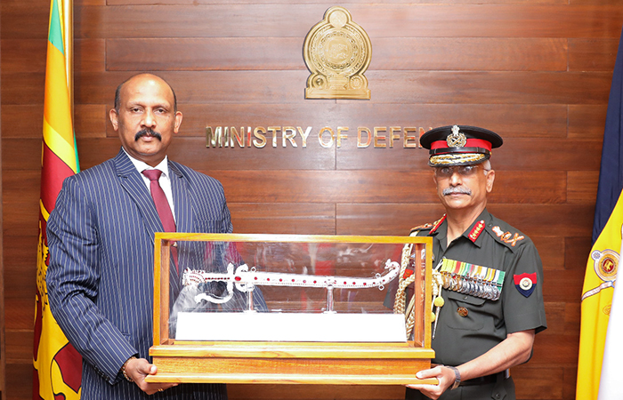 Secy Defence Shares Views with Visiting Indian Army Chief