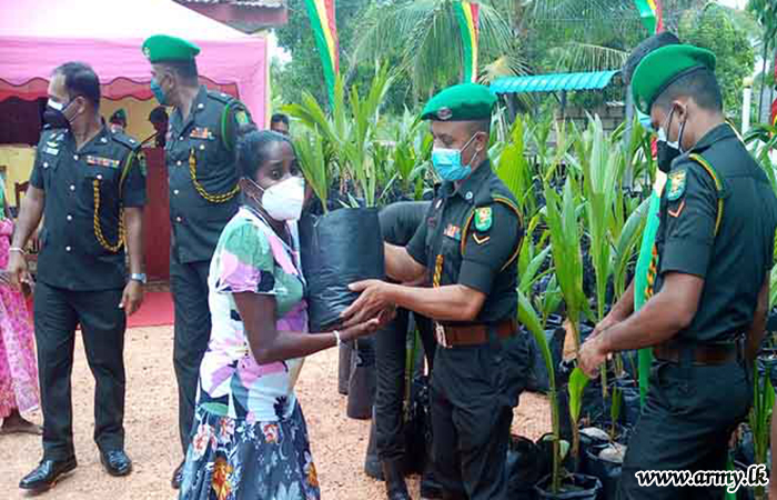 ‘Thuru Mithuru Nawa Ratak’ Tree Planting Distributes 500 Coconut Saplings