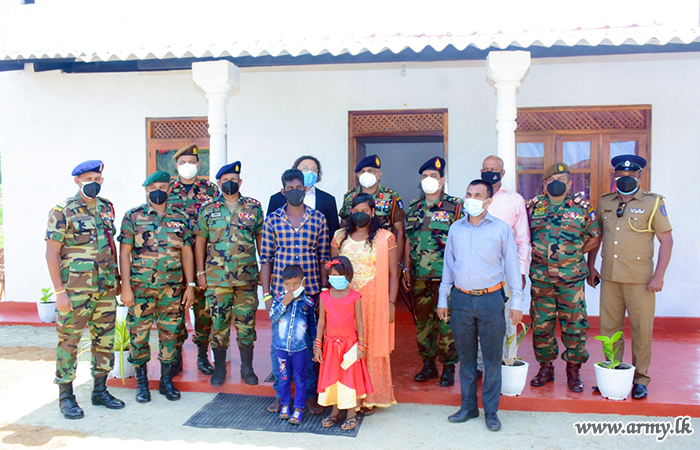 SFHQ-MLT Builds Four Homes for Civilians with Southerners’ Sponsorships